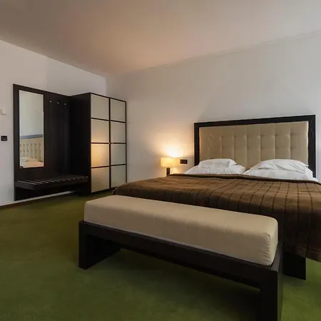 Astory 酒店 比尔森