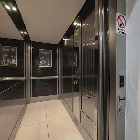 Hotel Astory