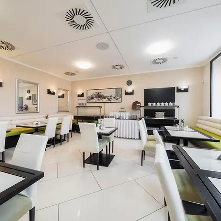 Astory Hotel 4*